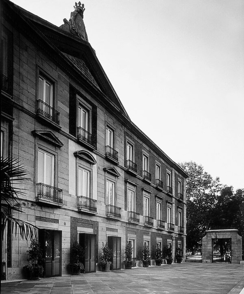Miniatura de Palacio de los Duques de Villahermosa-Museo Thyssen-Bornemisza