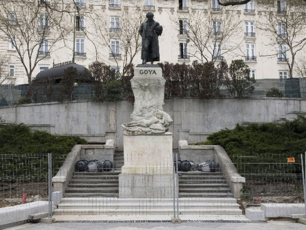 Miniatura de Estatua de Goya