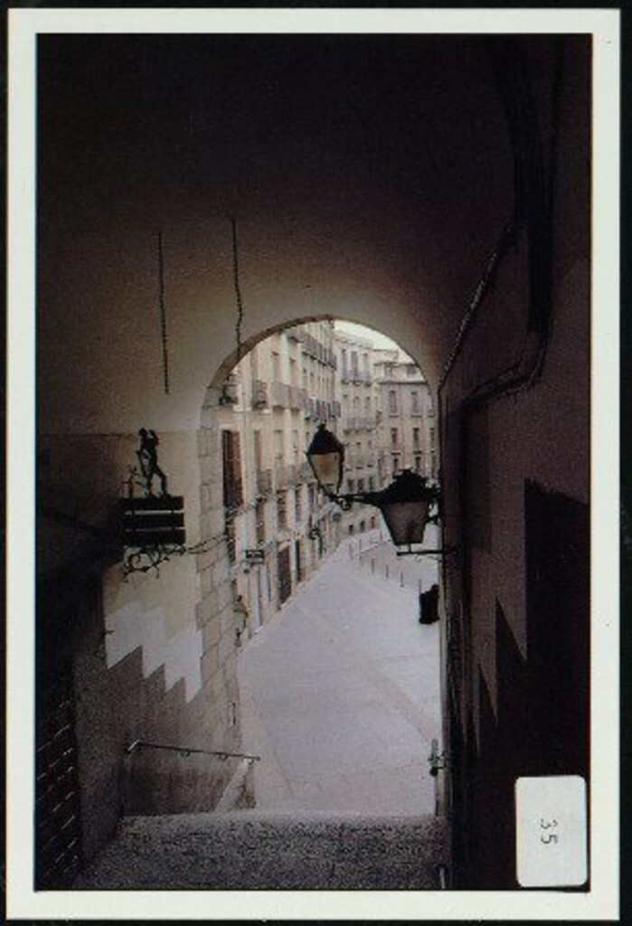 Miniatura de Arco de Cuchilleros