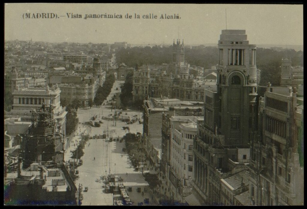 Miniatura de Vista panorámica de la calle Alcalá