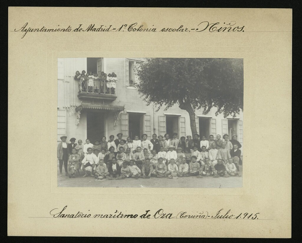Miniatura de 1ª Colonia Escolar en el Sanatorio de Oza. Niños