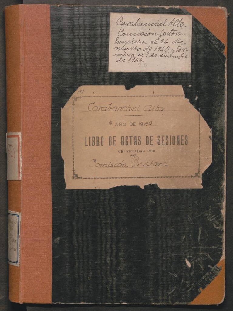 Miniatura de Actas y acuerdos del ayuntamiento de Carabanchel Alto de 1940-1944. Libro 392.