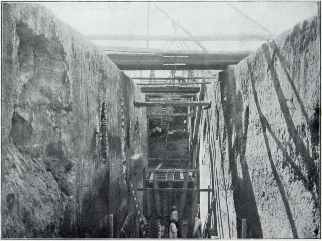 Miniatura de Obras de alcantarillado en el primer tramo de la Gran Vía en 1910