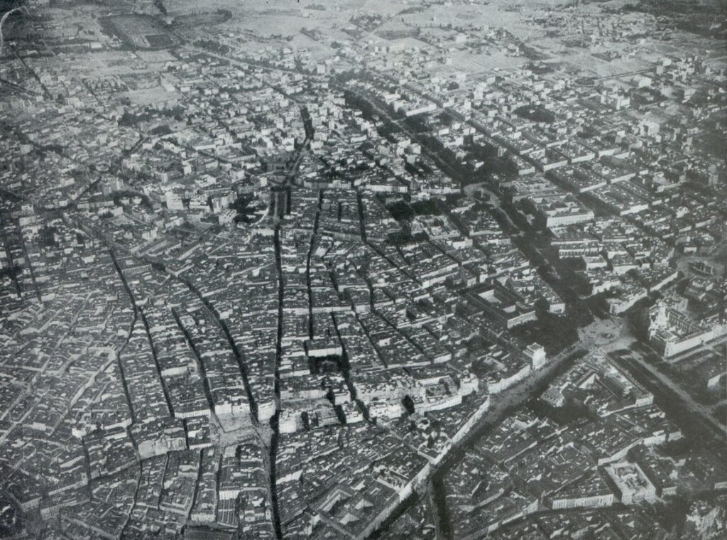 Miniatura de Vista aérea del estado de las obras en torno a 1917