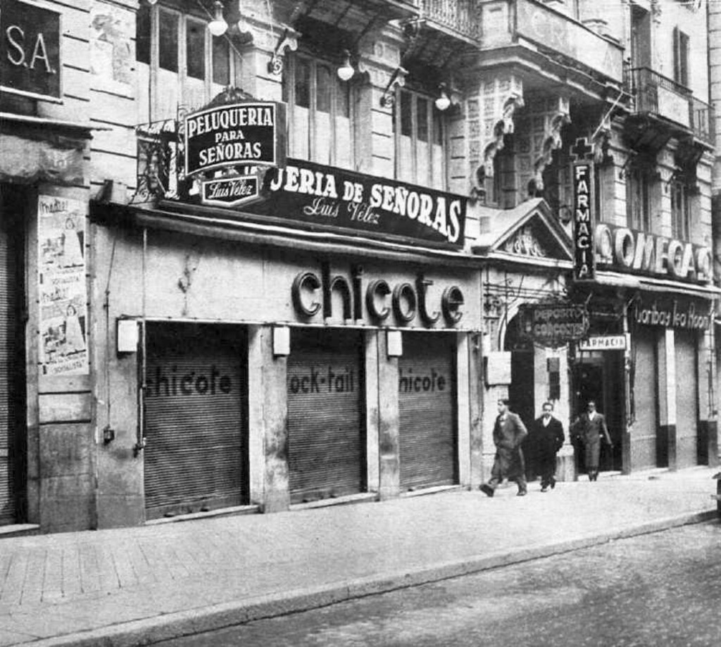 Miniatura de El Bar Chicote con el cierre echado