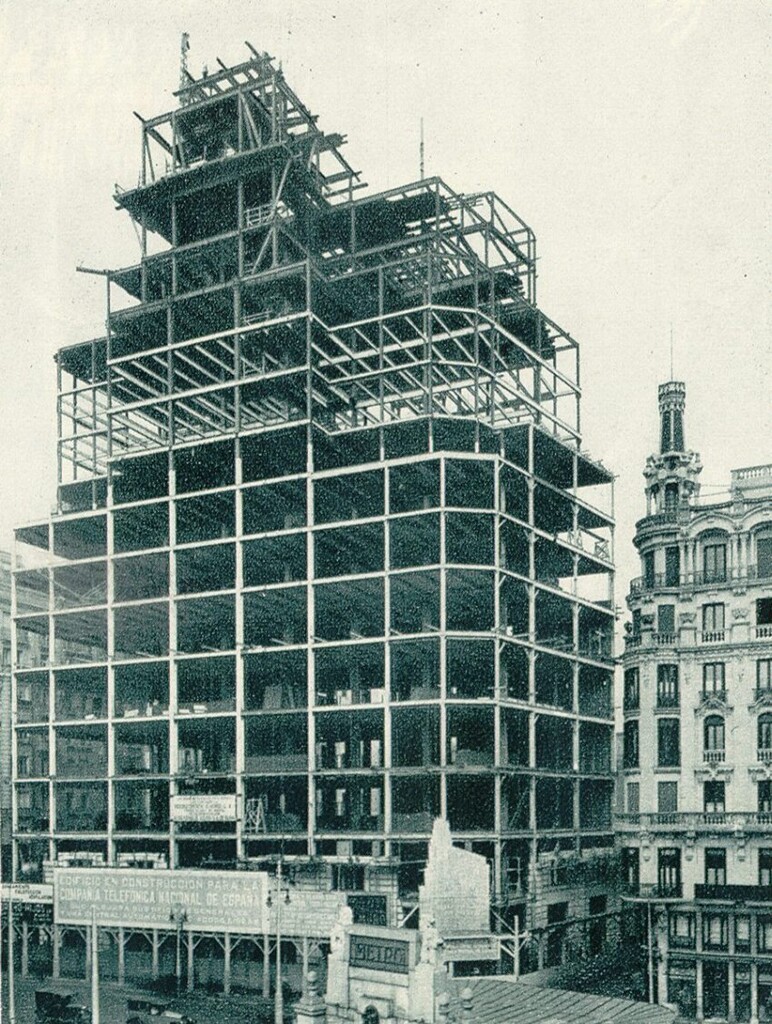 Miniatura de Construcción del edificio de la Telefónica