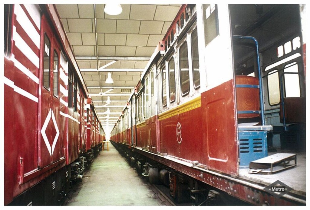 Miniatura de Trenes clásicos en depósito