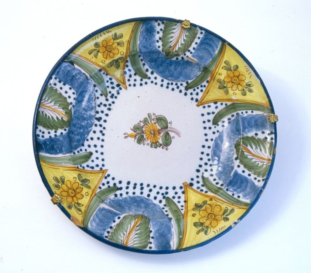 Miniatura de Plato de loza popular manisera