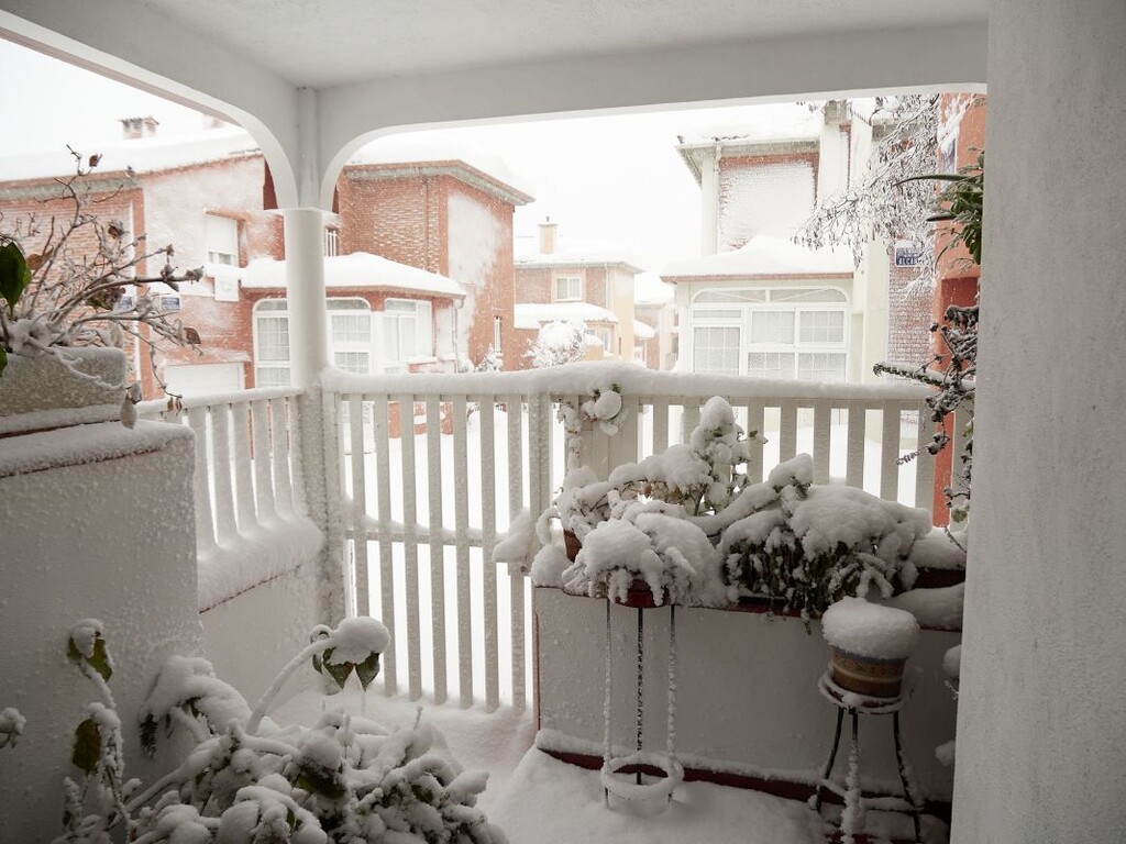 Miniatura de Porche nevado