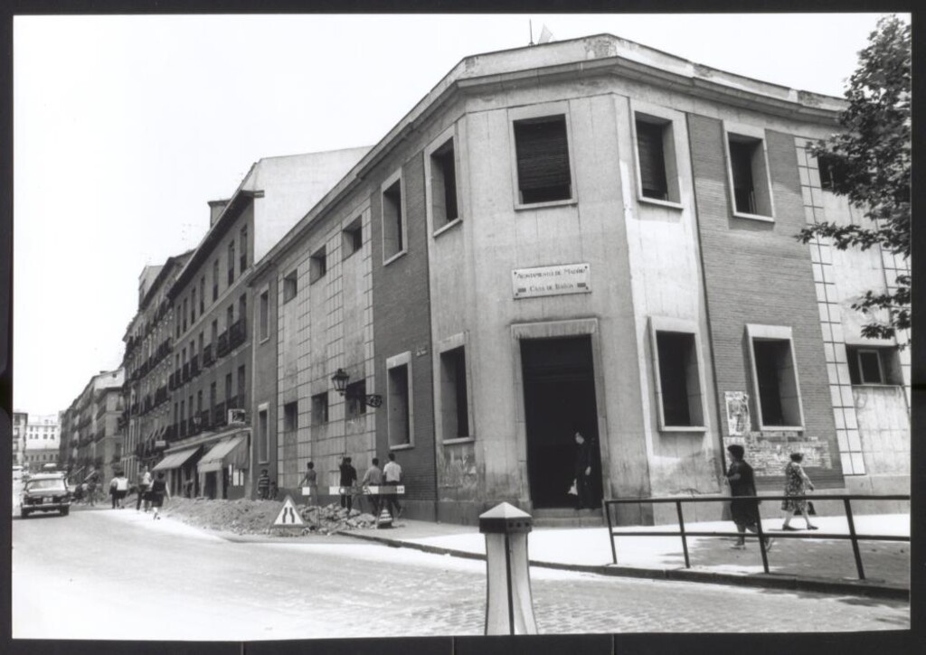 Miniatura de Casa de baños de Embajadores