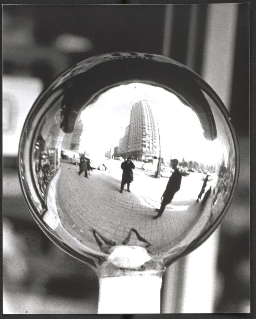 Miniatura de Reflejo de la Torre de Madrid