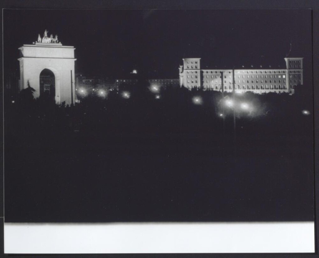 Miniatura de Vista nocturna de Moncloa
