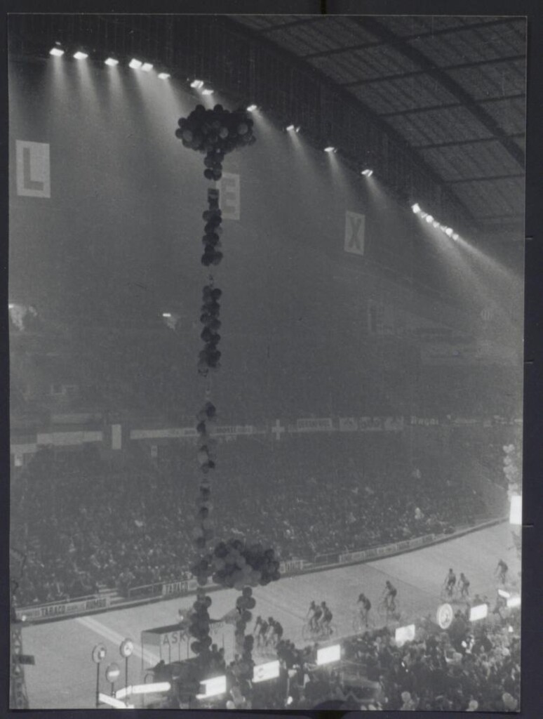 Miniatura de Los 6 días ciclistas en el Palacio de los Deportes