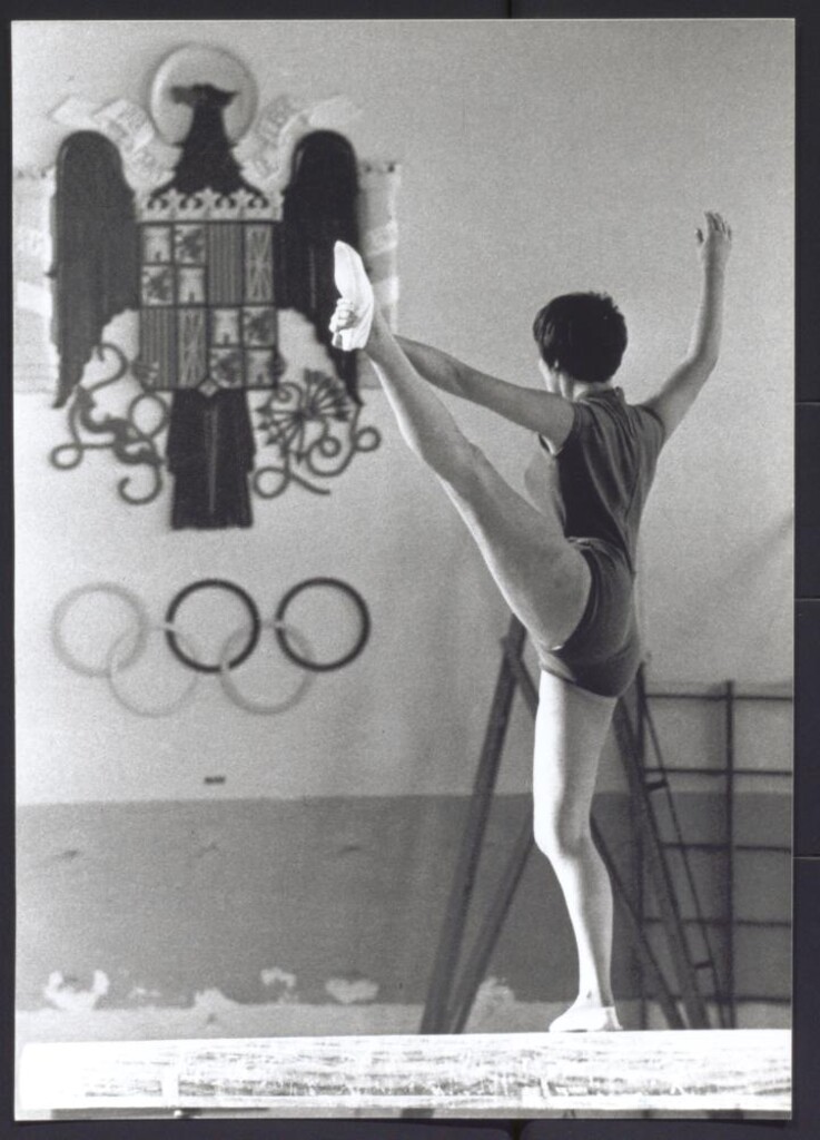 Miniatura de Exhibición de gimnasia femenina