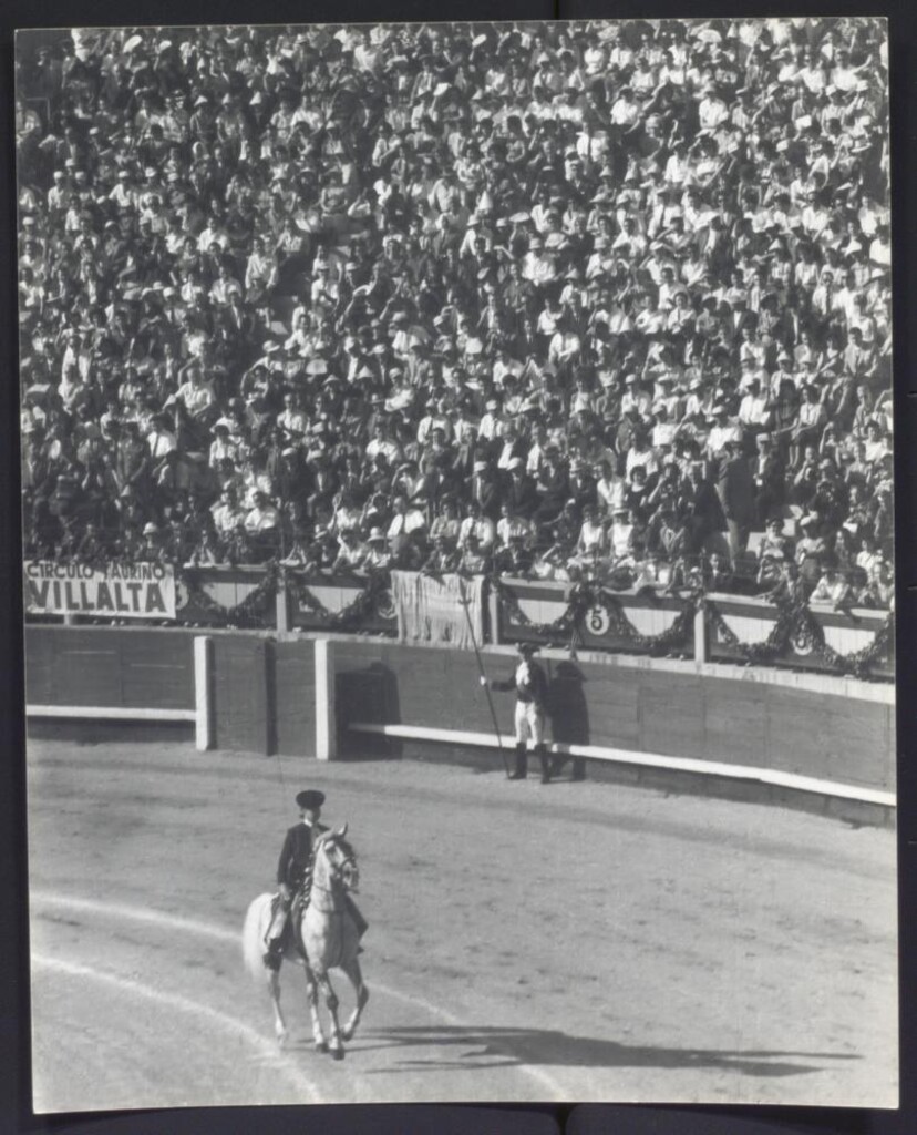 Miniatura de La Duquesa de Alba en una corrida Goyesca