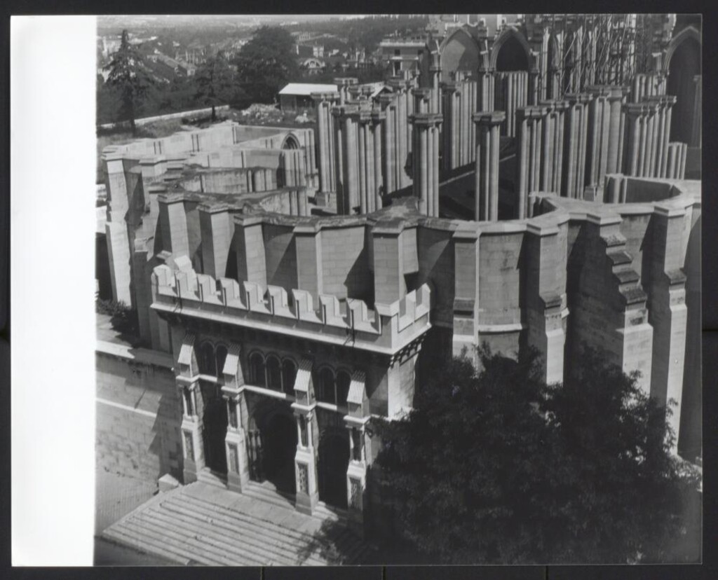 Miniatura de Construcción de la Catedral de la Almudena