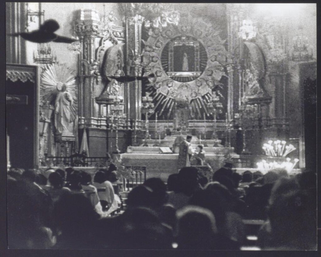 Miniatura de Misa en la iglesia de la Virgen de la Paloma