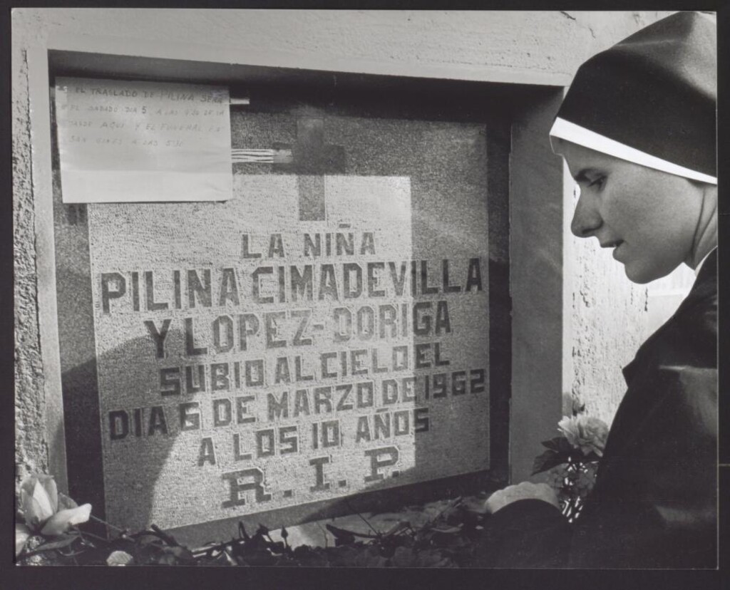 Miniatura de Lapida de la niña Pilina Cimadevilla