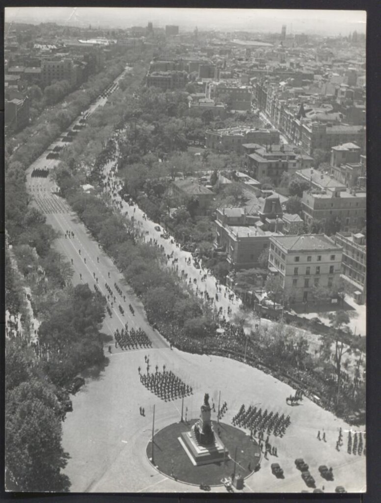 Miniatura de Desfile de la Victoria en la Plaza de Castelar
