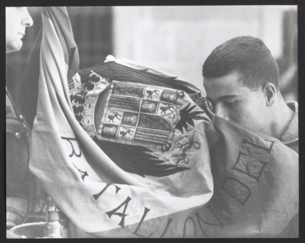 Miniatura de Jura de bandera en el monasterio del Escorial