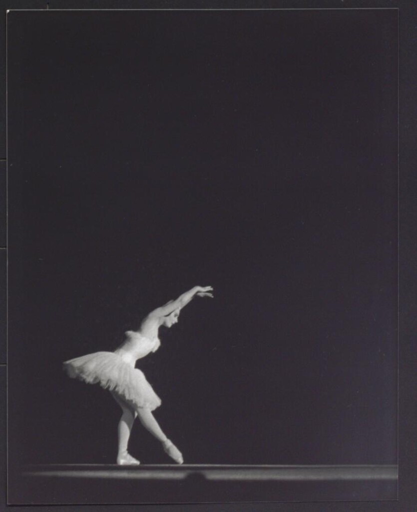 Miniatura de Bailarina de balet Ludmila Tcherina