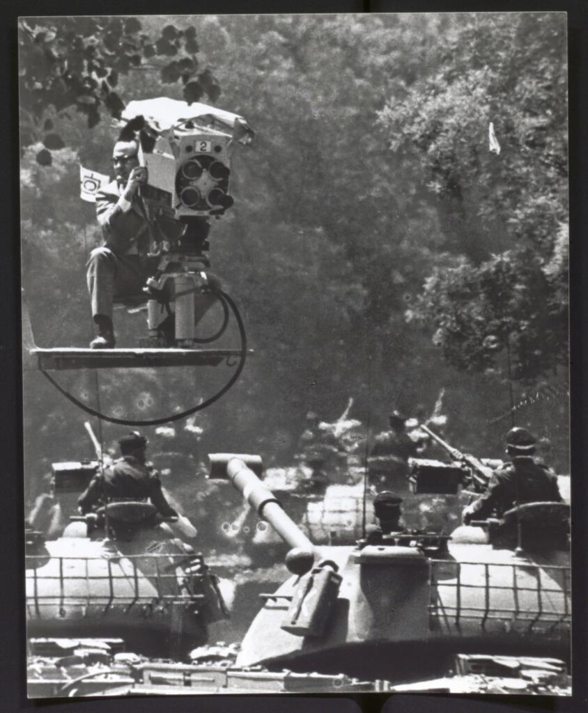 Miniatura de Retransmisión televisada del desfile de la victoria