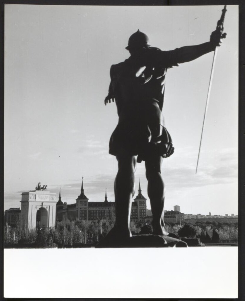 Miniatura de Monumento a Vasco Núñez de Balboa en el Museo de América
