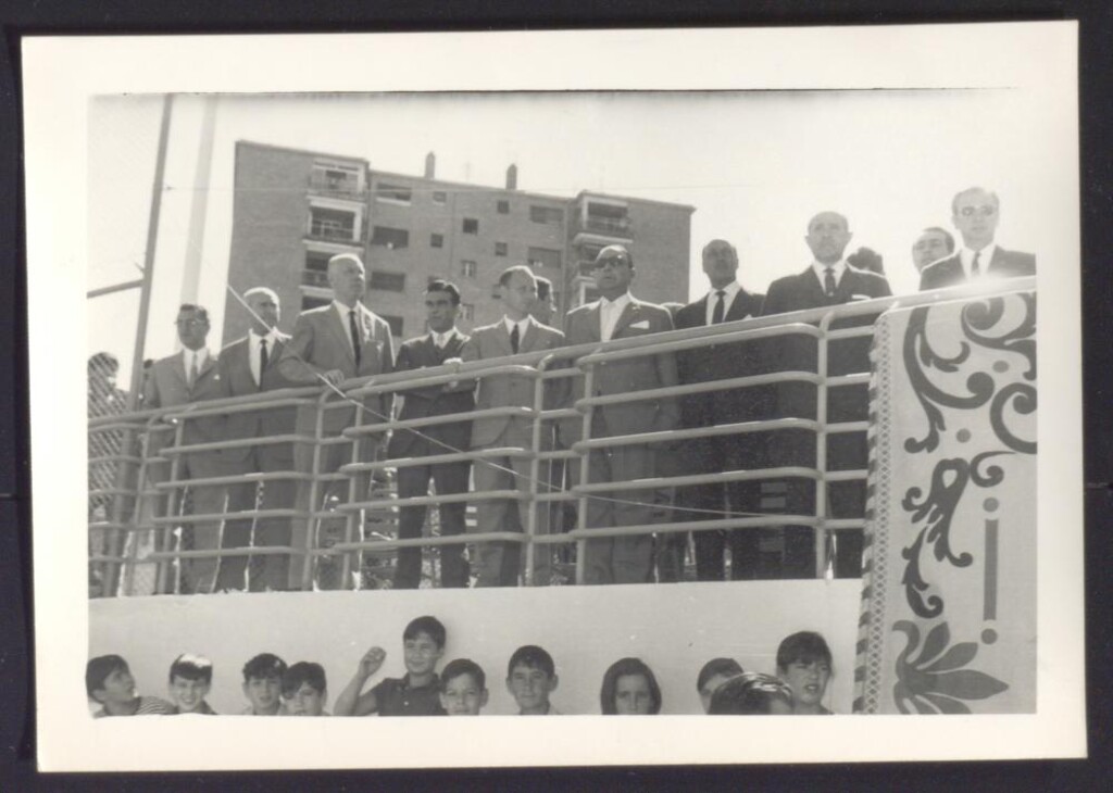 Miniatura de Autoridades en una demostración deportiva Municipal