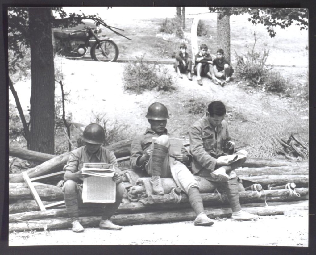 Miniatura de Descanso en un rodaje en la Casa de Campo