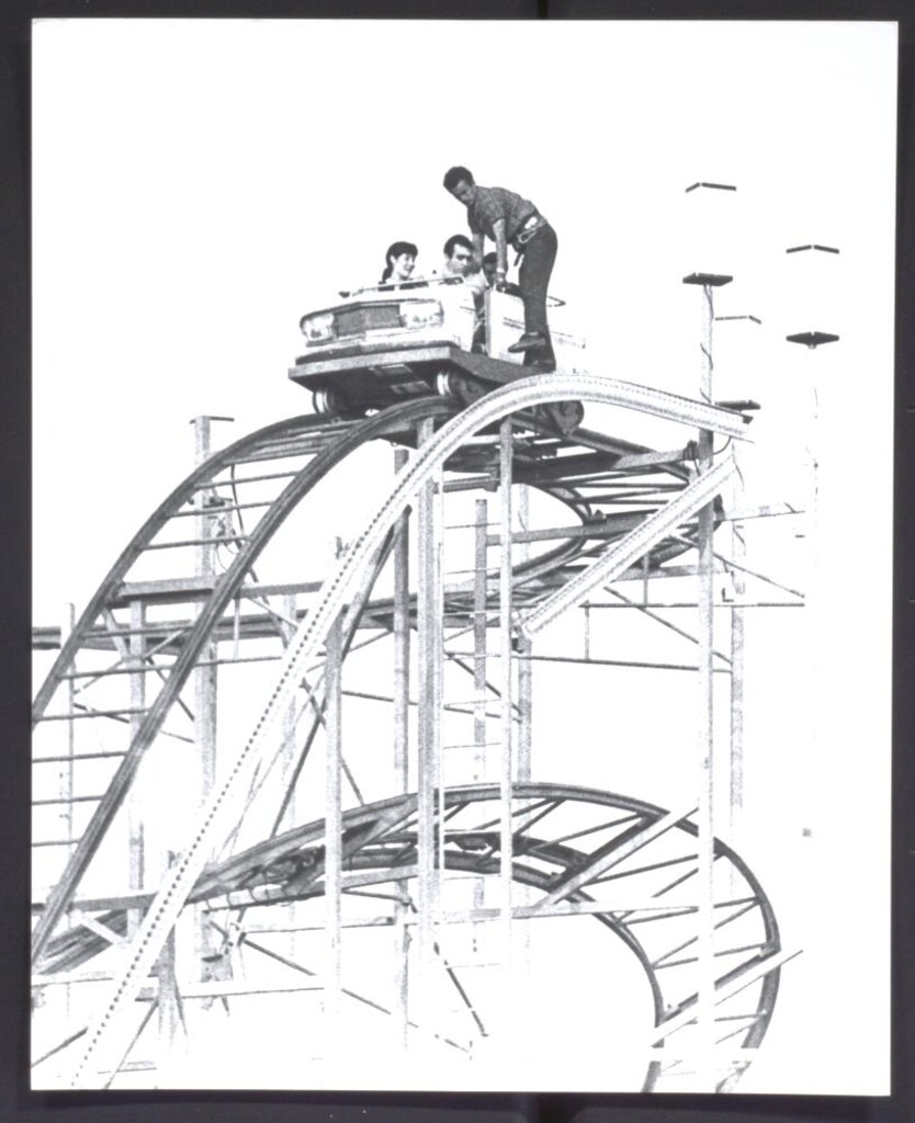 Miniatura de Incidente en la Montaña Rusa del Parque de Atracciones