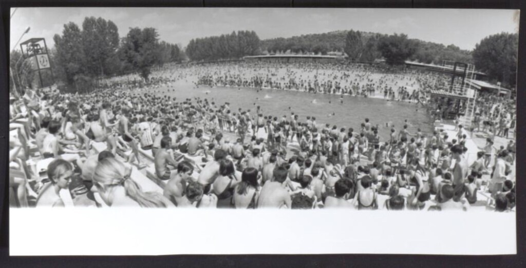 Miniatura de Panorámica de la piscina del Parque sindical