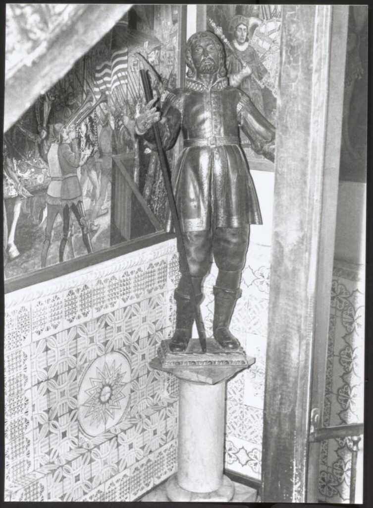 Miniatura de Rellano de la escalera de la casa de Iván de Vargas
