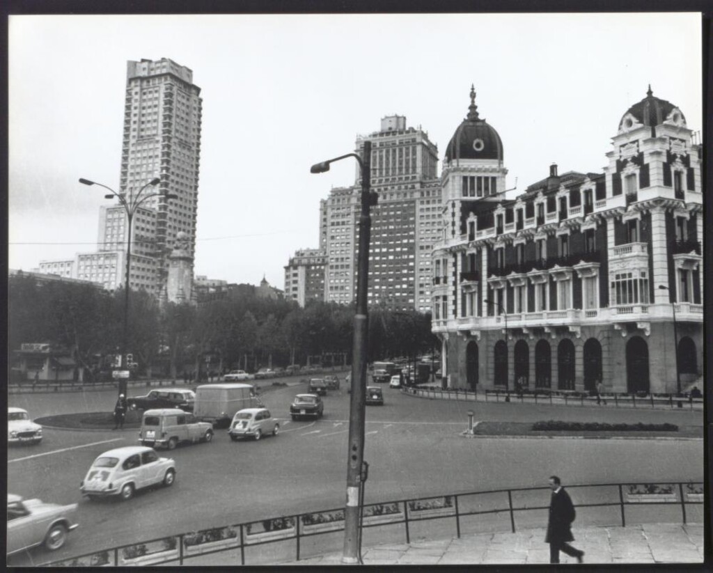 Miniatura de Vista general de la Plaza de España