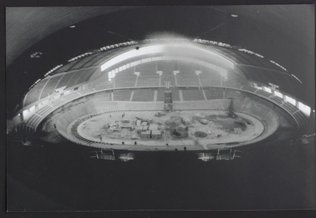 Miniatura de Interior del Palacio de los Deportes en obras