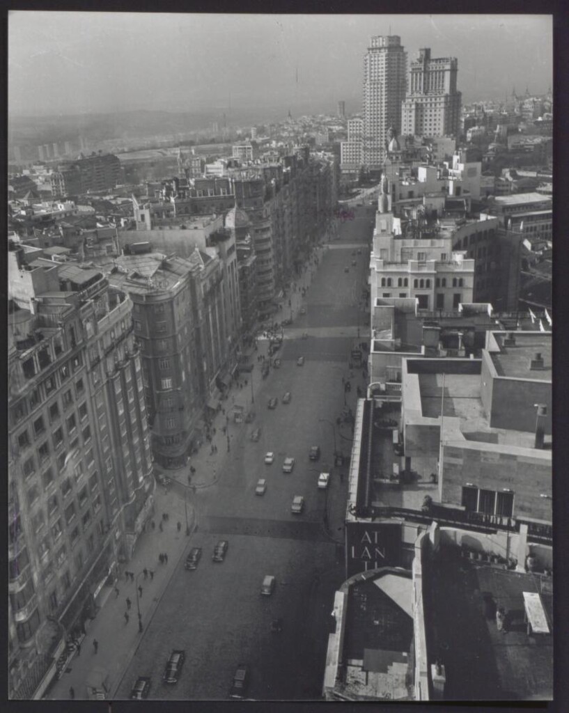 Miniatura de Calle Gran Vía dirección Plaza de España