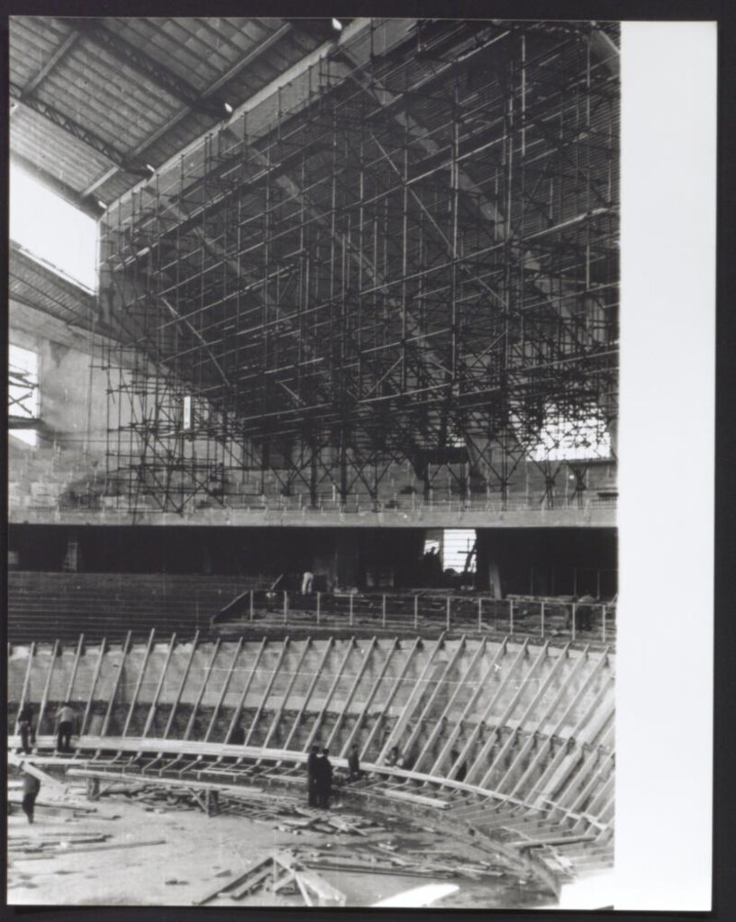 Miniatura de Construcción del Palacio de los Deportes