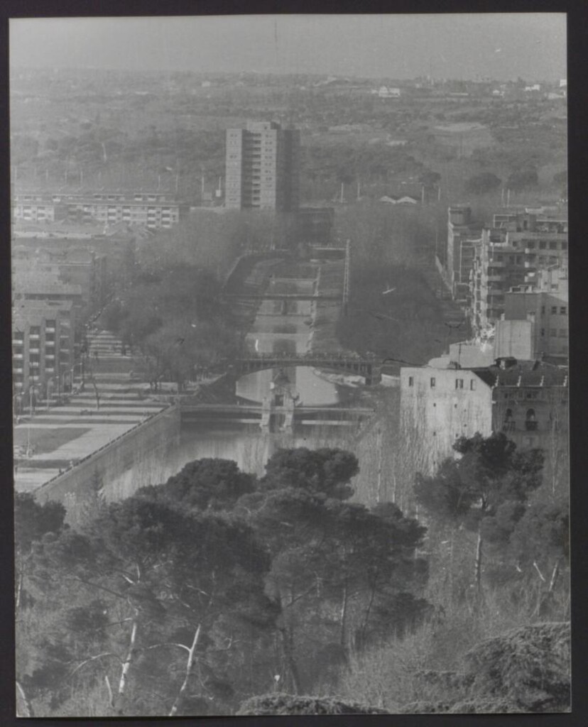 Miniatura de Vista del Manzanares a su paso por el Puente del Rey