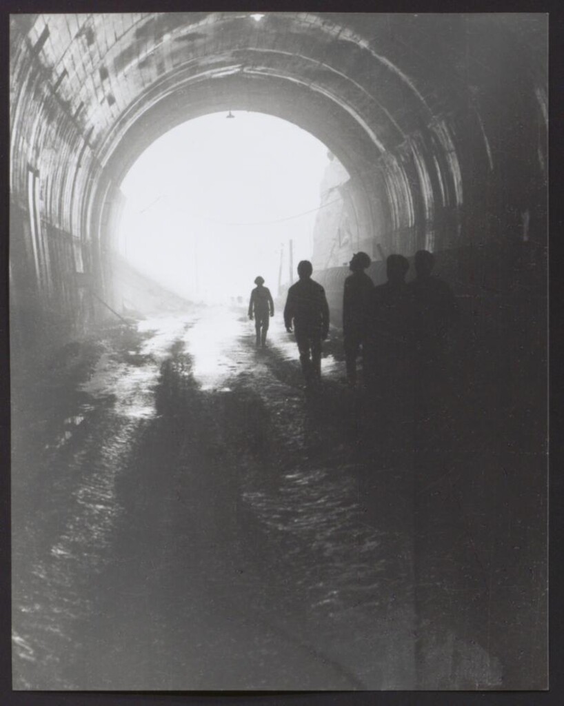 Miniatura de Obras en el túnel de Guadarrama