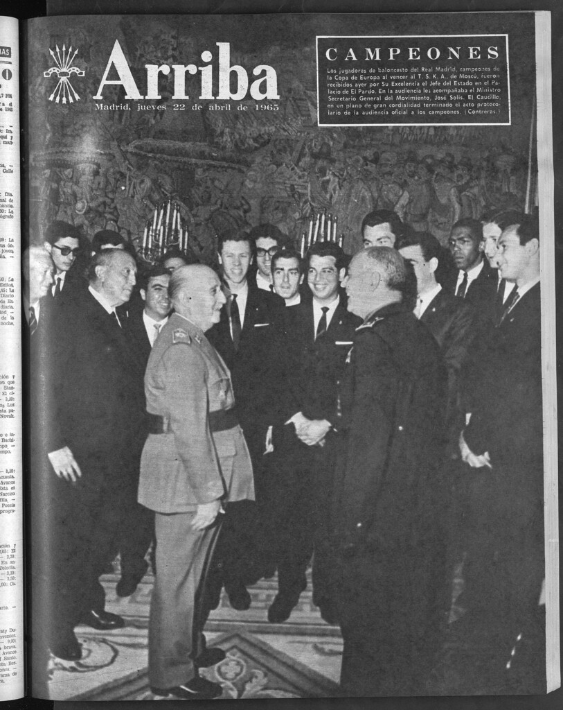 Miniatura de Arriba del 22 de abril de 1965